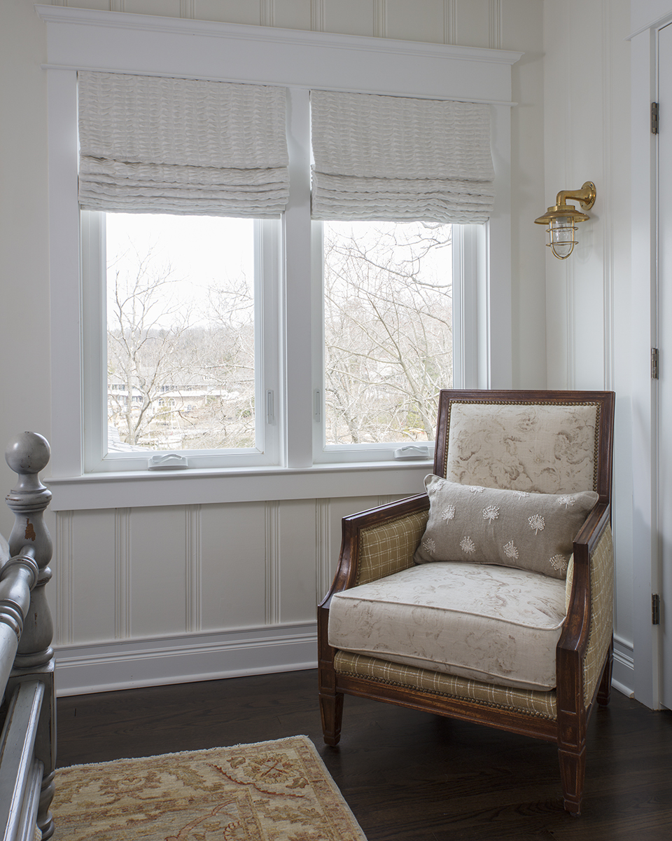 Beautiful Cottage in Linstead Chair With Window