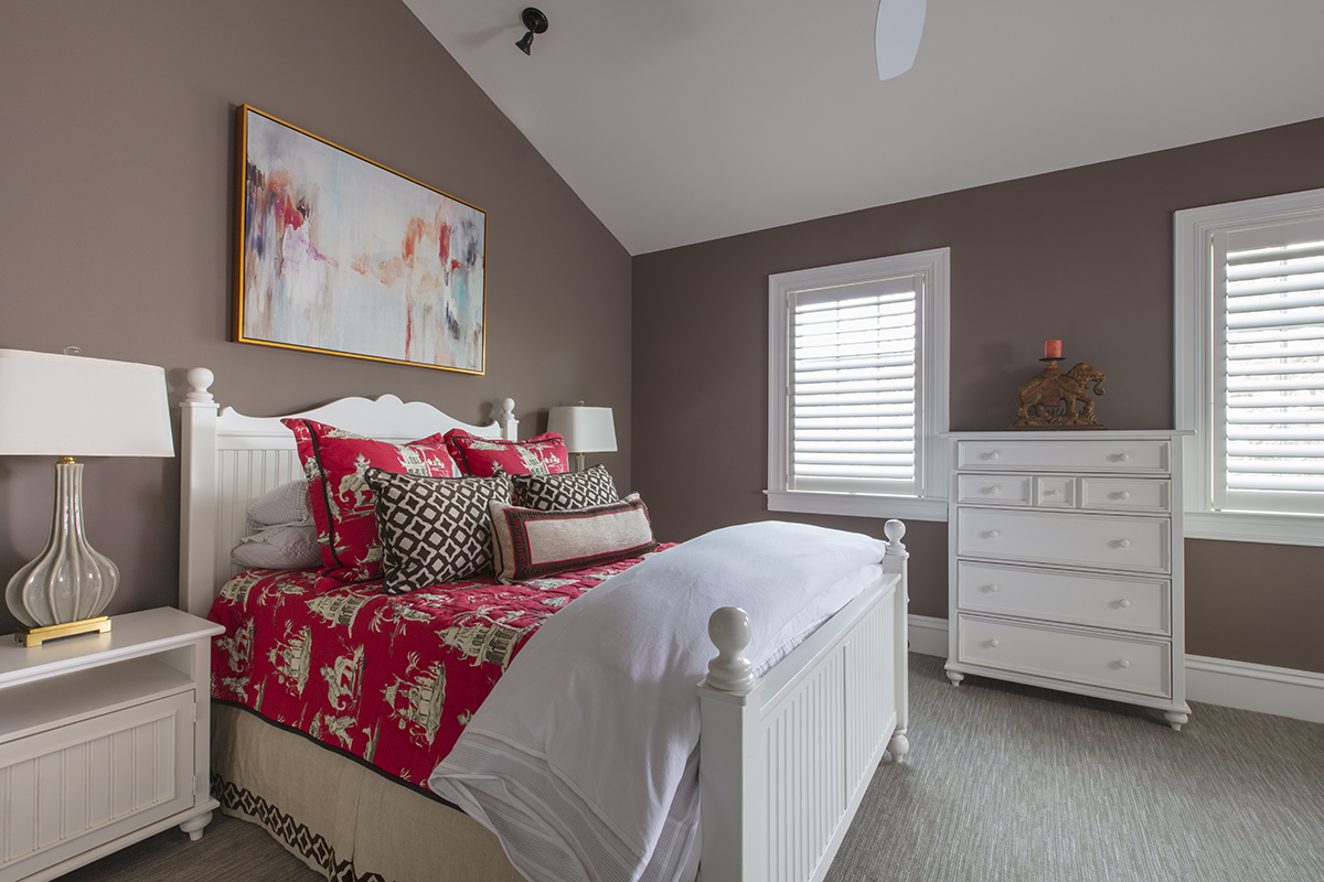 Masterpiece on the Severn Red Bedroom