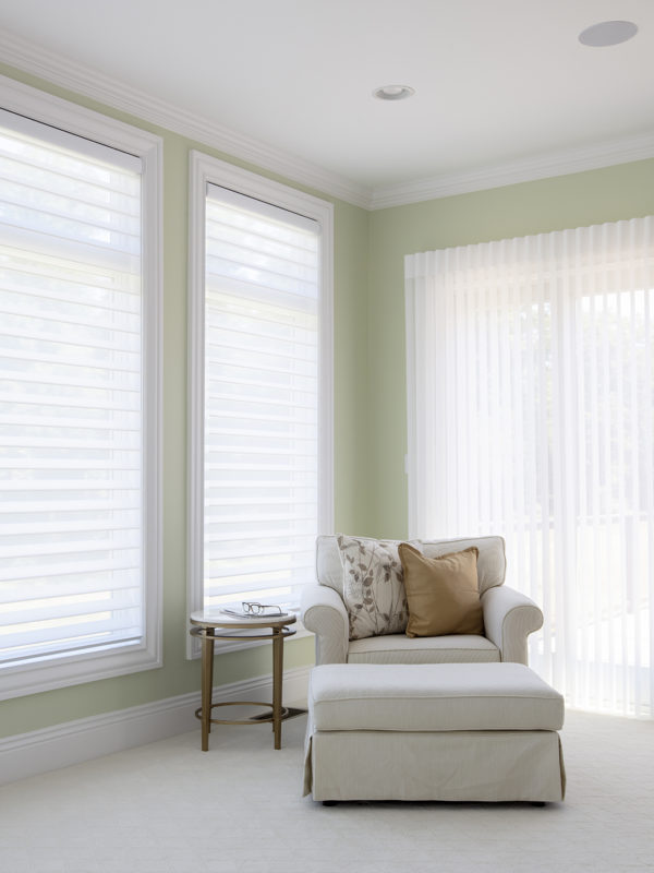 Sew Beautiful Grand Retreat in Ellicott City Corner; Hunter Douglas Silhouette® with Duolite®; interior design by BB Interiors; Severna Park, Annapolis, Eastern Shore MD