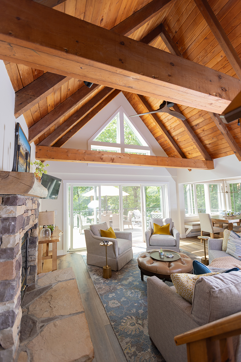 Sew Beautiful Lakehouse Living Room